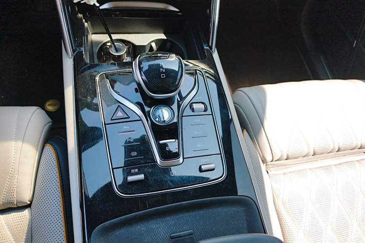 Used BYD Tang New Energy 2022 EV 635 km All-Wheel-Drive Flagship Model Gear Lever