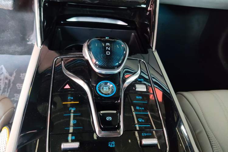 Used BYD Tang New Energy 2022 EV 635 km All-Wheel-Drive Flagship Model Gear Lever