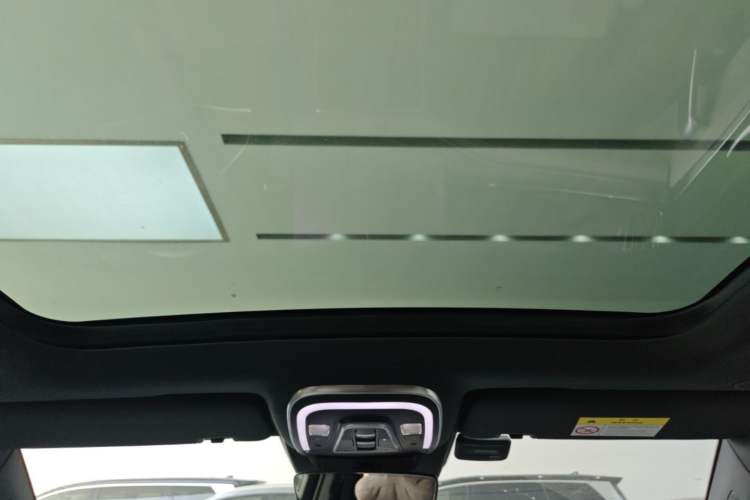 Used BYD Tang New Energy 2022 EV 730KM Luxury Model Headliner