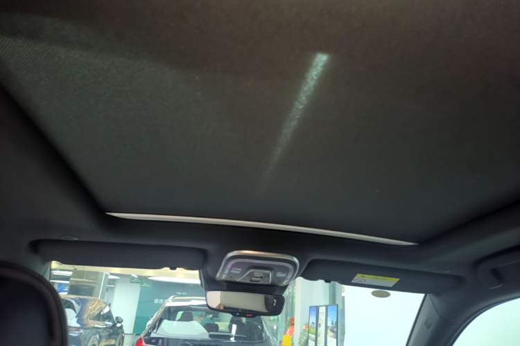 Used BYD Tang New Energy 2022 EV 600KM Luxury Model Headliner