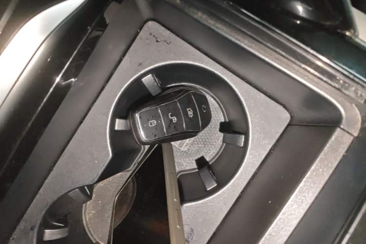 Used BYD Tang New Energy 2022 DM-p 215KM Four-Wheel Drive Flagship Model Interior 1