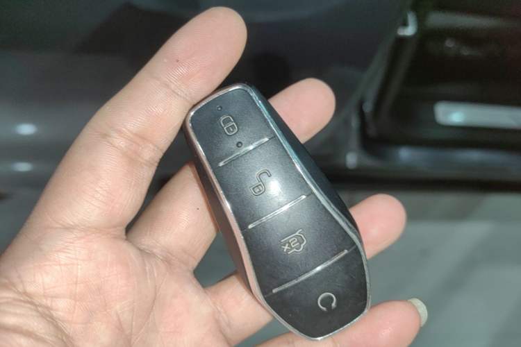 Used BYD Tang New Energy 2022 DM-p 215KM Four-Wheel Drive Flagship Model Interior 1
