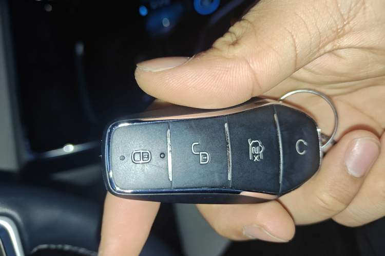 Used BYD Tang New Energy 2022 DM-p 215 km All-Wheel-Drive Deluxe Model Interior 1