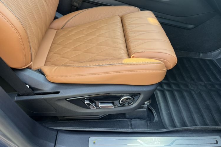 Used BYD Tang New Energy 2022 DM-p 215KM Four-Wheel Drive Flagship Model Interior 10