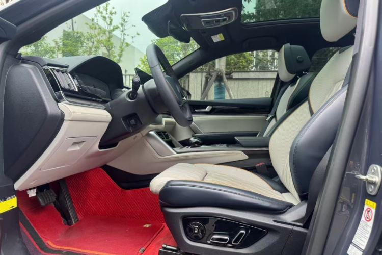 Used BYD Tang New Energy 2022 DM-p 215KM Four-Wheel Drive Flagship Model Interior 11