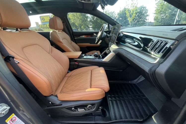 Used BYD Tang New Energy 2022 DM-p 215KM Four-Wheel Drive Flagship Model Interior 11