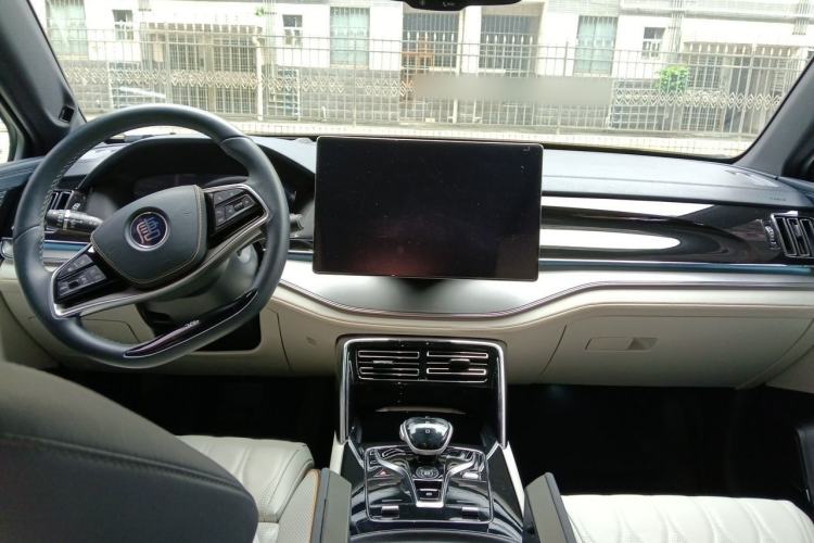 Used BYD Tang New Energy 2022 EV 730KM Luxury Model Interior 2