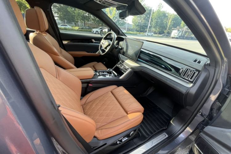 Used BYD Tang New Energy 2022 DM-p 215KM Four-Wheel Drive Flagship Model Interior 9