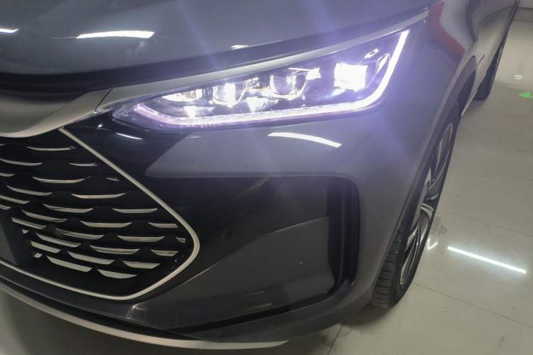 Used BYD Tang New Energy 2022 DM-p 215 km All-Wheel-Drive Deluxe Model Left Front Headlight