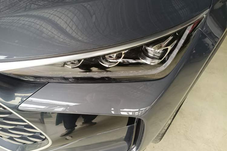 Used BYD Tang New Energy 2022 DM-p 215 km All-Wheel-Drive Deluxe Model Left Front Headlight