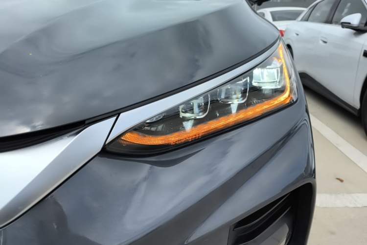 Used BYD Tang New Energy 2022 EV 730KM Luxury Model Left Front Headlight