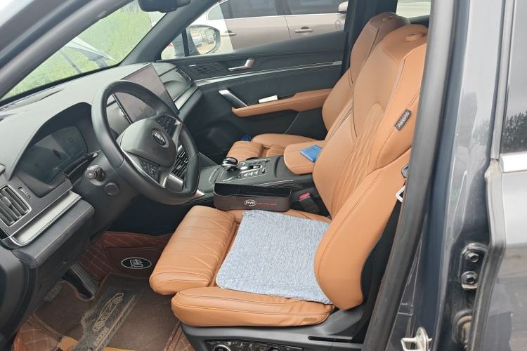 Used BYD Tang New Energy 2022 DM-i 252km Luxury Model Left Front Seat