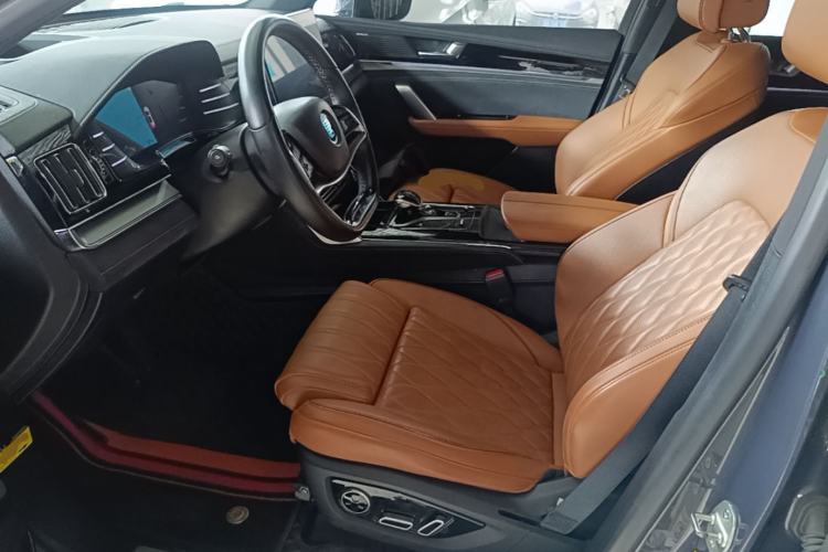 Used BYD Tang New Energy 2022 DM-p 215 km All-Wheel-Drive Deluxe Model Left Front Seat