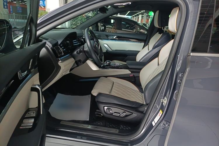 Used BYD Tang New Energy 2022 EV 635 km All-Wheel-Drive Flagship Model Left Front Seat