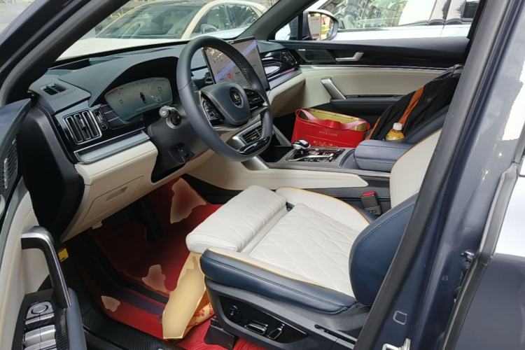 Used BYD Tang New Energy 2022 DM-p 215KM Four-Wheel Drive Flagship Model Left Front Seat