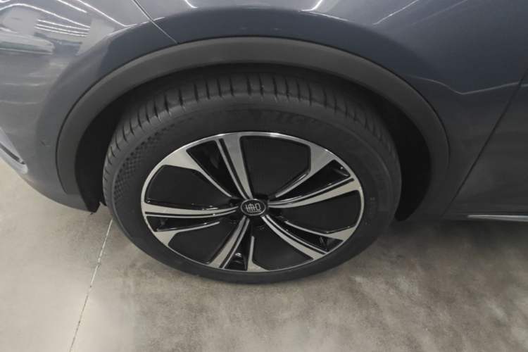 Used BYD Tang New Energy 2022 DM-p 215KM Four-Wheel Drive Flagship Model Left Front Wheel Hub