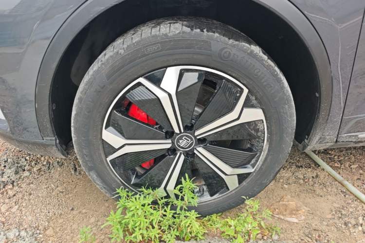 Used BYD Tang New Energy 2022 EV 600KM Luxury Model Left Front Wheel Hub