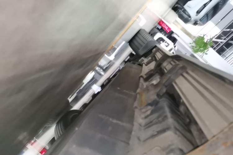 Used BYD Tang New Energy 2022 EV 635 km All-Wheel-Drive Flagship Model Left Side Sill