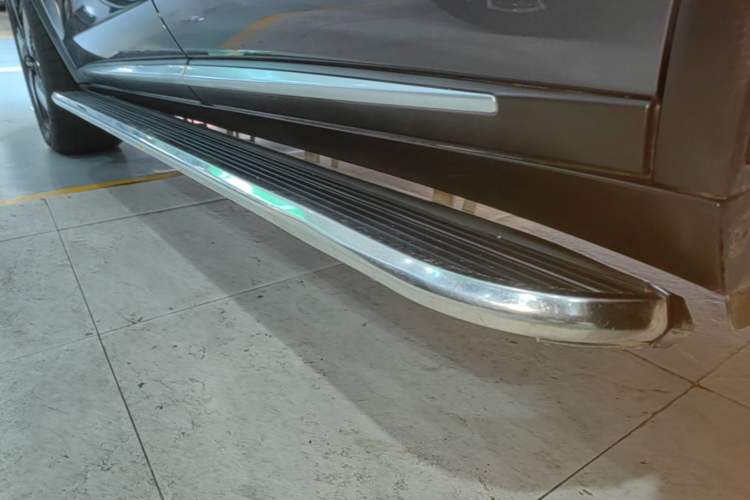 Used BYD Tang New Energy 2022 DM-i 252km Luxury Model Left Side Sill