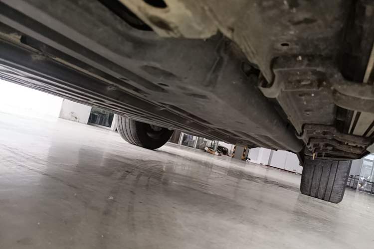 Used BYD Tang New Energy 2022 DM-p 215 km All-Wheel-Drive Deluxe Model Left Side Sill