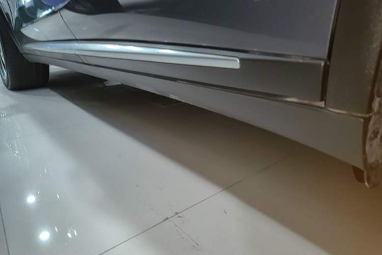 Used BYD Tang New Energy 2022 DM-p 215KM Four-Wheel Drive Flagship Model Left Side Sill