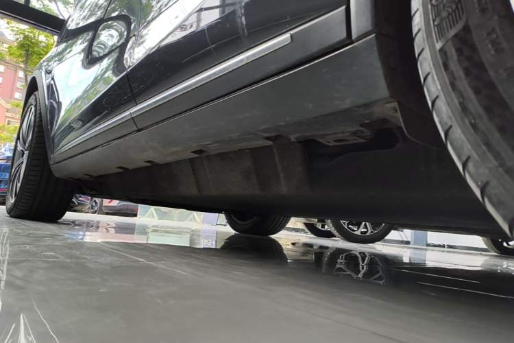 Used BYD Tang New Energy 2022 EV 635 km All-Wheel-Drive Flagship Model Left Side Sill