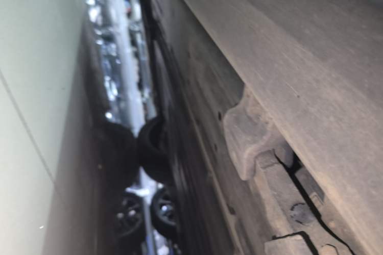 Used BYD Tang New Energy 2022 DM-p 215KM Four-Wheel Drive Flagship Model Left Side Sill