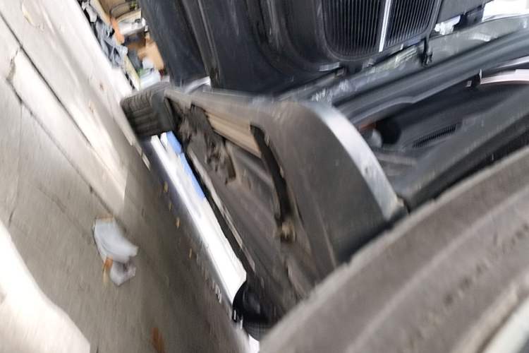 Used BYD Tang New Energy 2022 DM-p 215KM Four-Wheel Drive Flagship Model Left Side Sill