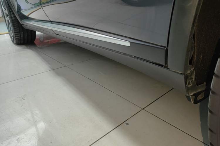 Used BYD Tang New Energy 2022 DM-p 215KM Four-Wheel Drive Flagship Model Left Side Sill