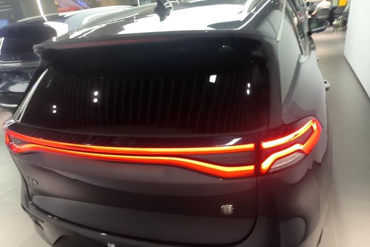 Used BYD Tang New Energy 2022 EV 600KM Luxury Model Rear