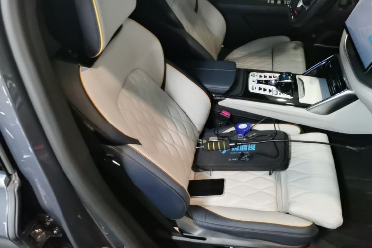 Used BYD Tang New Energy 2022 EV 635 km All-Wheel-Drive Flagship Model Right Front Seat