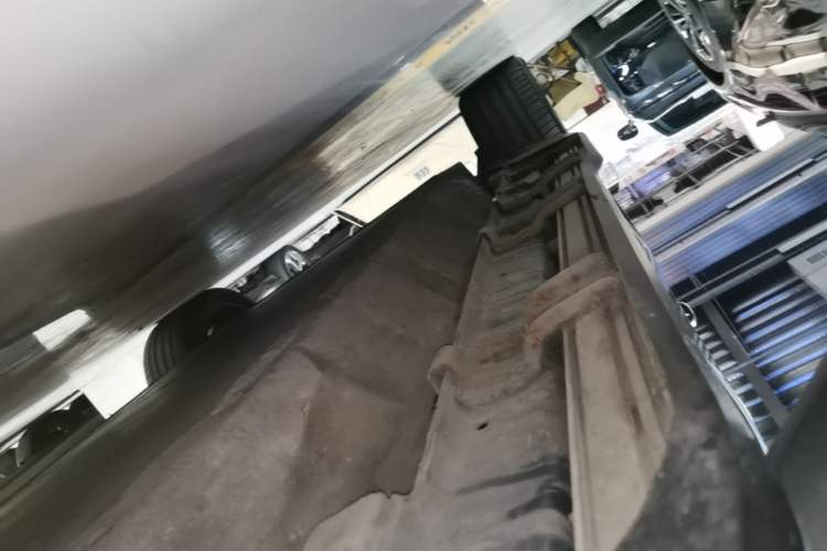 Used BYD Tang New Energy 2022 EV 635 km All-Wheel-Drive Flagship Model Right Side Sill