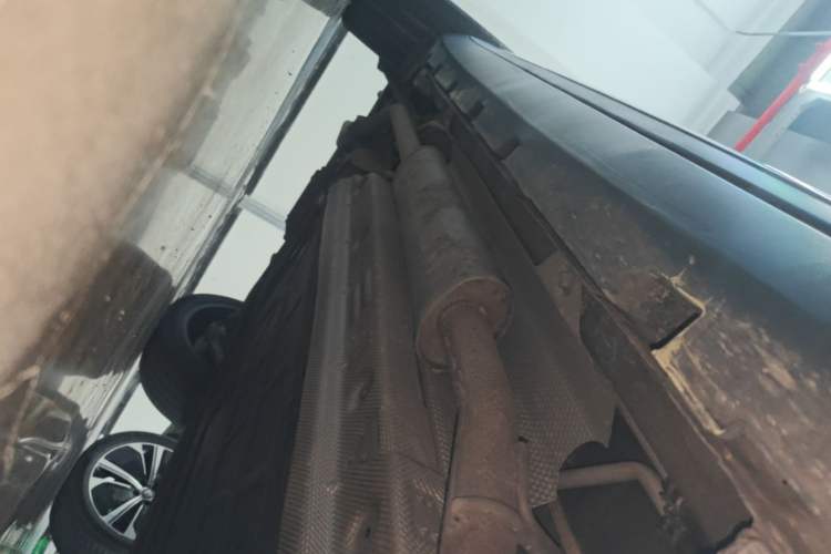 Used BYD Tang New Energy 2022 DM-p 215KM Four-Wheel Drive Flagship Model Right Side Sill