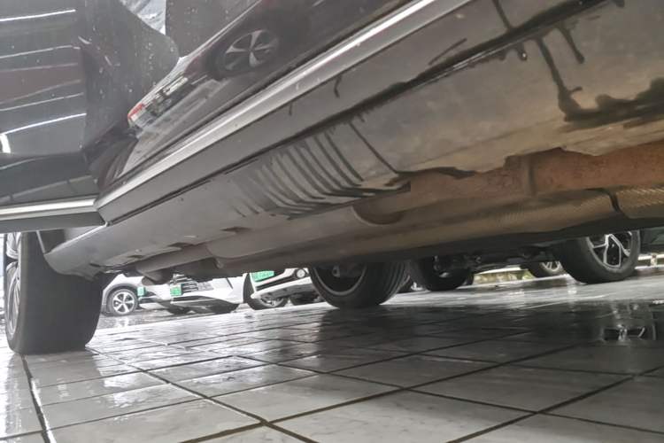 Used BYD Tang New Energy 2022 DM-p 215KM Four-Wheel Drive Flagship Model Right Side Sill