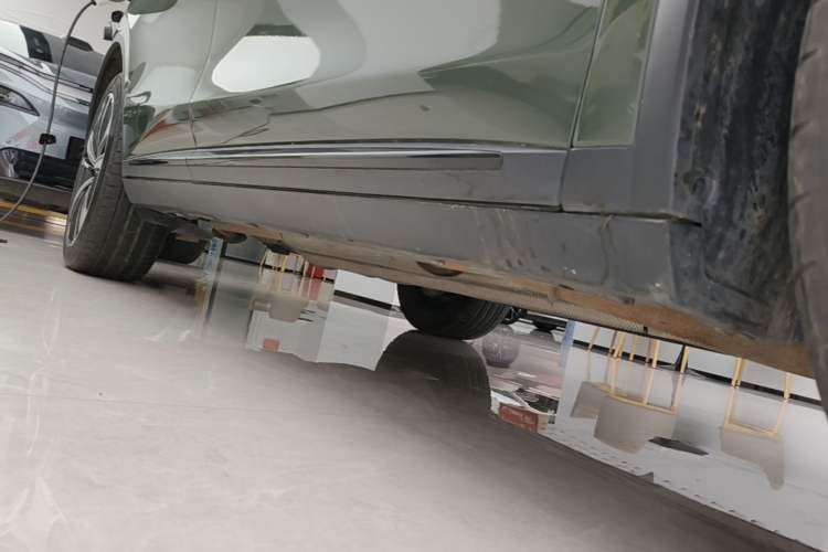 Used BYD Tang New Energy 2022 DM-p 215KM Four-Wheel Drive Flagship Model Right Side Sill
