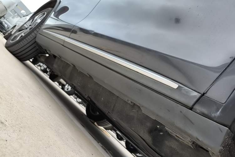 Used BYD Tang New Energy 2022 EV 730KM Luxury Model Right Side Sill