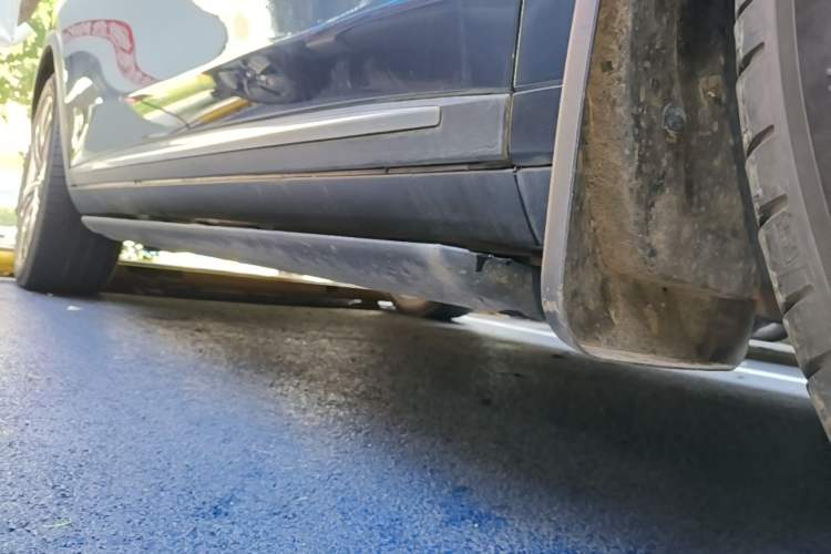 Used BYD Tang New Energy 2022 DM-p 215KM Four-Wheel Drive Flagship Model Right Side Sill