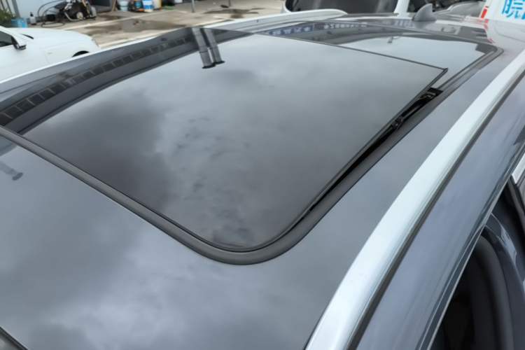 Used BYD Tang New Energy 2022 EV 730KM Luxury Model Roof