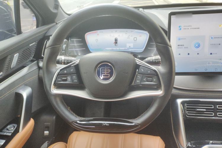 Used BYD Tang New Energy 2022 DM-p 215KM Four-Wheel Drive Flagship Model Steering Wheel