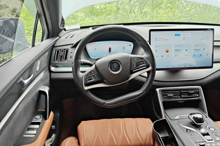 Used BYD Tang New Energy 2022 DM-i 252km Luxury Model Steering Wheel