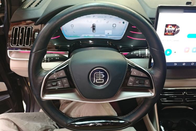 Used BYD Tang New Energy 2022 EV 635 km All-Wheel-Drive Flagship Model Steering Wheel