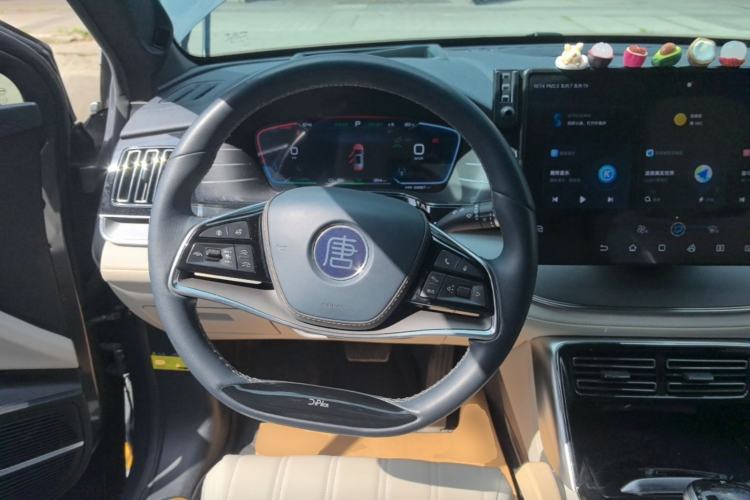 Used BYD Tang New Energy 2022 EV 635 km All-Wheel-Drive Flagship Model Steering Wheel
