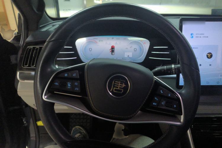 Used BYD Tang New Energy 2022 DM-p 215 km All-Wheel-Drive Deluxe Model Steering Wheel