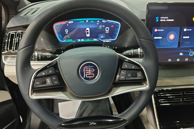 Used BYD Tang New Energy 2022 EV 730KM Luxury Model Steering Wheel