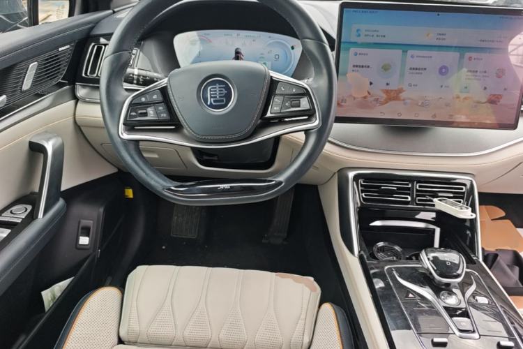 Used BYD Tang New Energy 2022 EV 600KM Luxury Model Steering Wheel