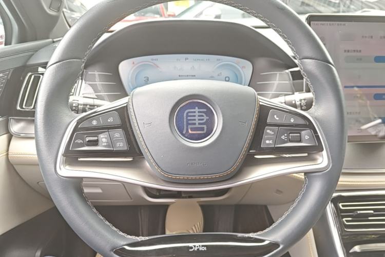 Used BYD Tang New Energy 2022 DM-p 215 km All-Wheel-Drive Deluxe Model Steering Wheel