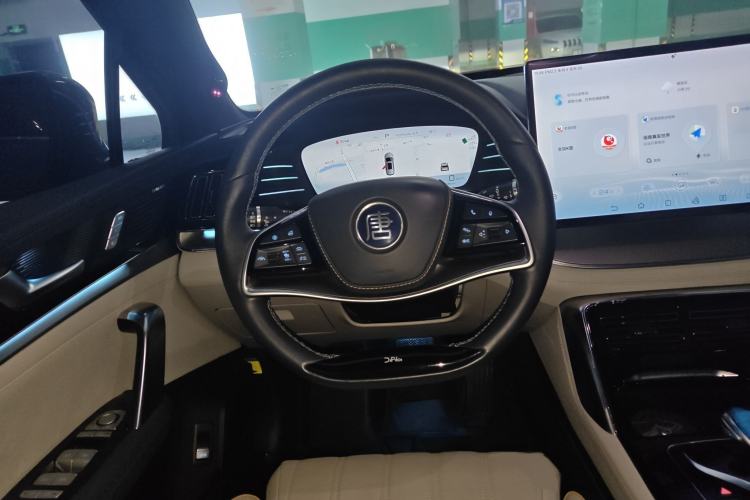Used BYD Tang New Energy 2022 DM-p 215 km All-Wheel-Drive Deluxe Model Steering Wheel