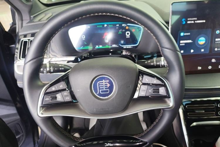 Used BYD Tang New Energy 2022 EV 730KM Luxury Model Steering Wheel