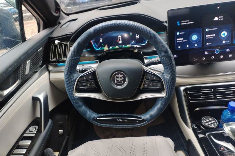 Used BYD Tang New Energy 2022 DM-p 215KM Four-Wheel Drive Flagship Model Steering Wheel