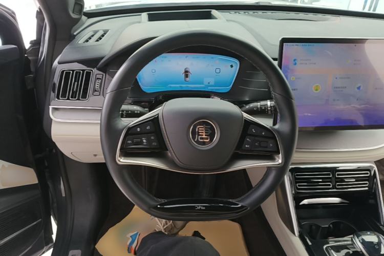 Used BYD Tang New Energy 2022 DM-p 215KM Four-Wheel Drive Flagship Model Steering Wheel